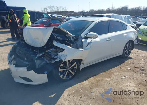 2016 Nissan Altima 3.5 Sl z USA, uszkodzony, nr VIN 1N4BL3AP4GC198738